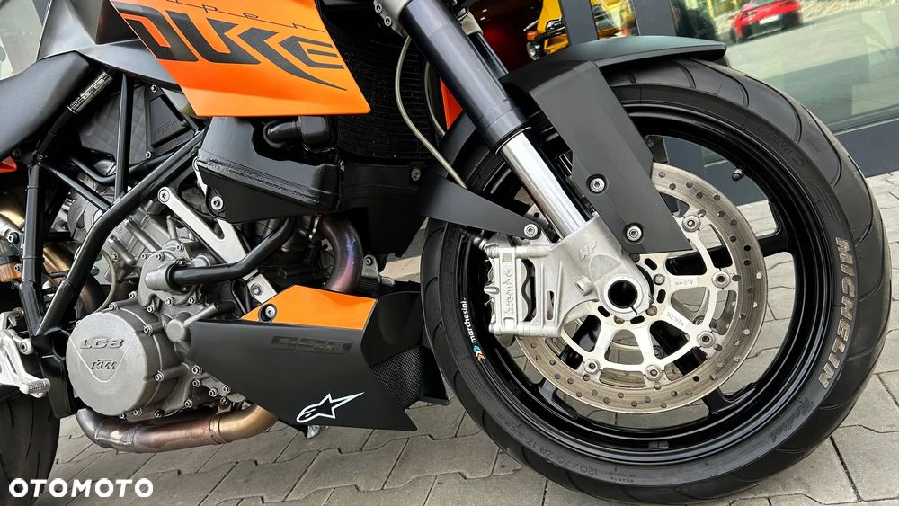 KTM Super Duke - 23