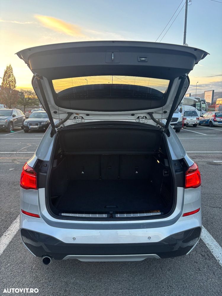 BMW X1 - 11