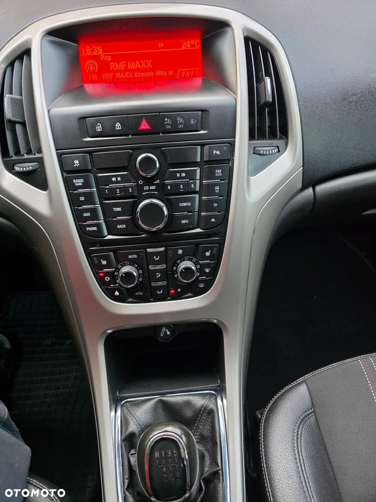 Opel Astra - 33