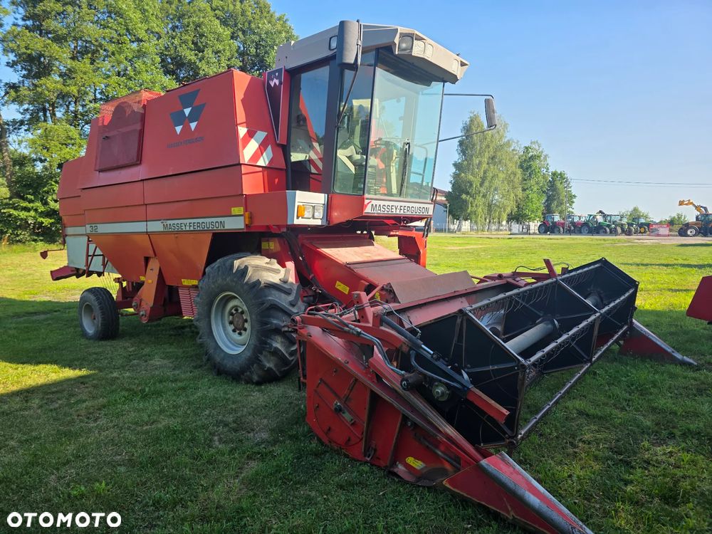 Massey Ferguson 32 - 1