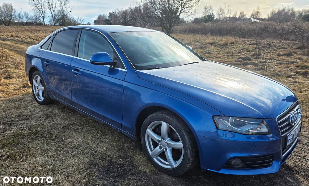 Audi A4 Limousine - 9