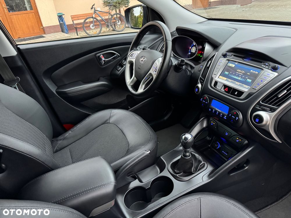 Hyundai ix35 2.0 CRDi 4WD Premium - 24