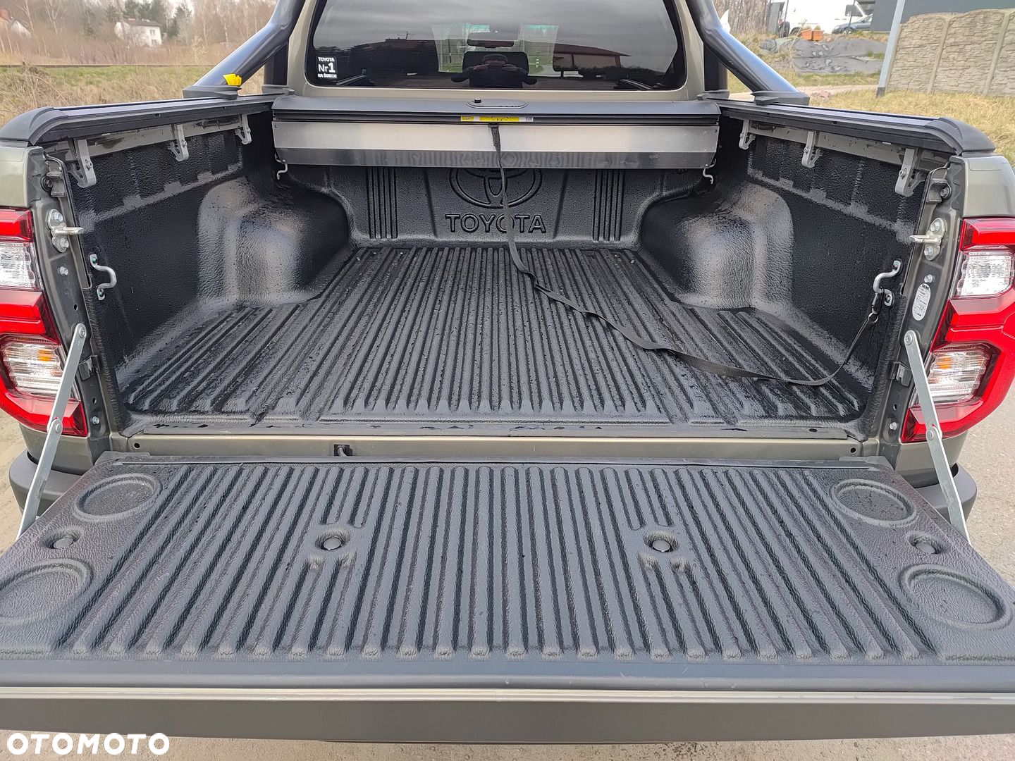 Toyota Hilux 2.8 D-4D Double Cab Invincible 4x4 - 8
