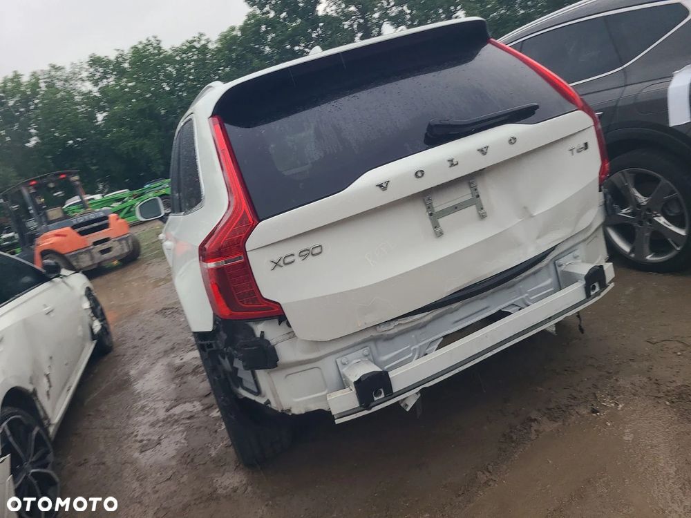 Volvo XC 90 T6 AWD Momentum - 8