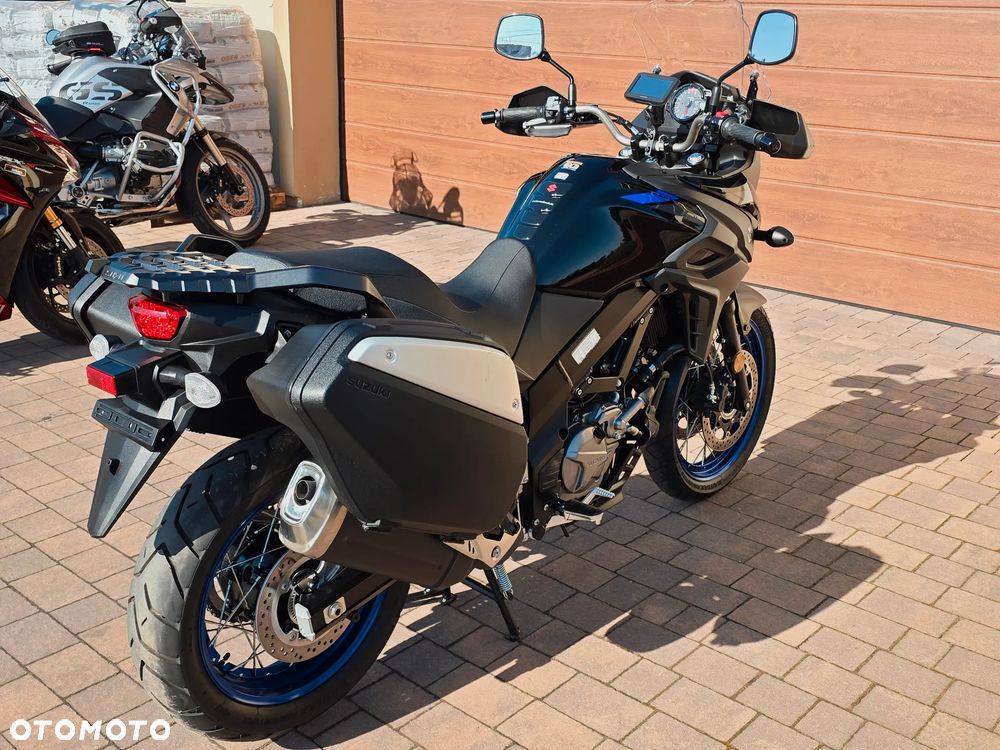 Suzuki V-STROM - 27