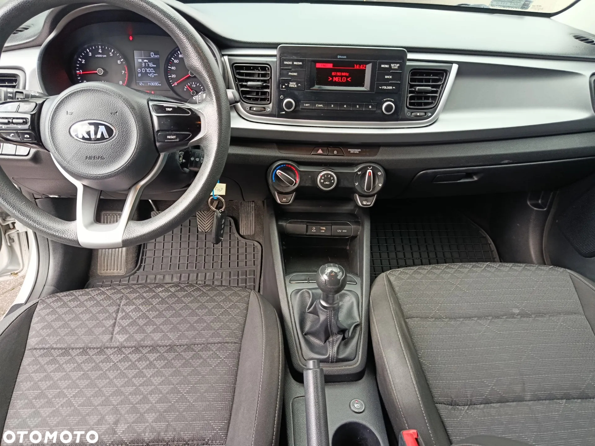 Kia Rio 1.2 M - 9