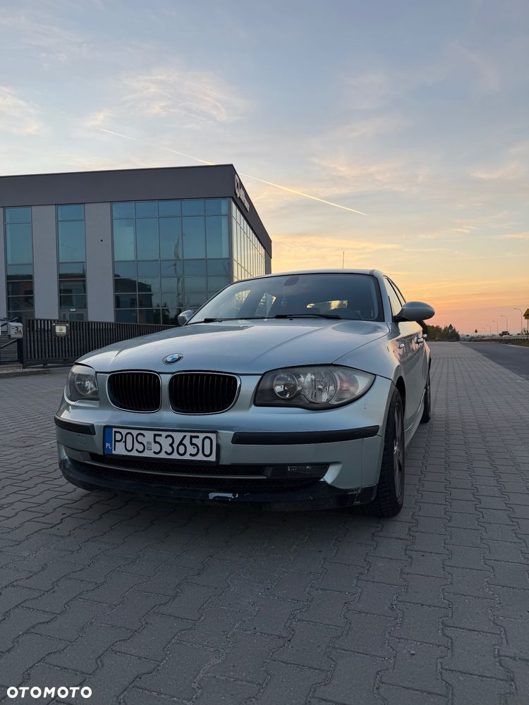 BMW Seria 1 118d - 4
