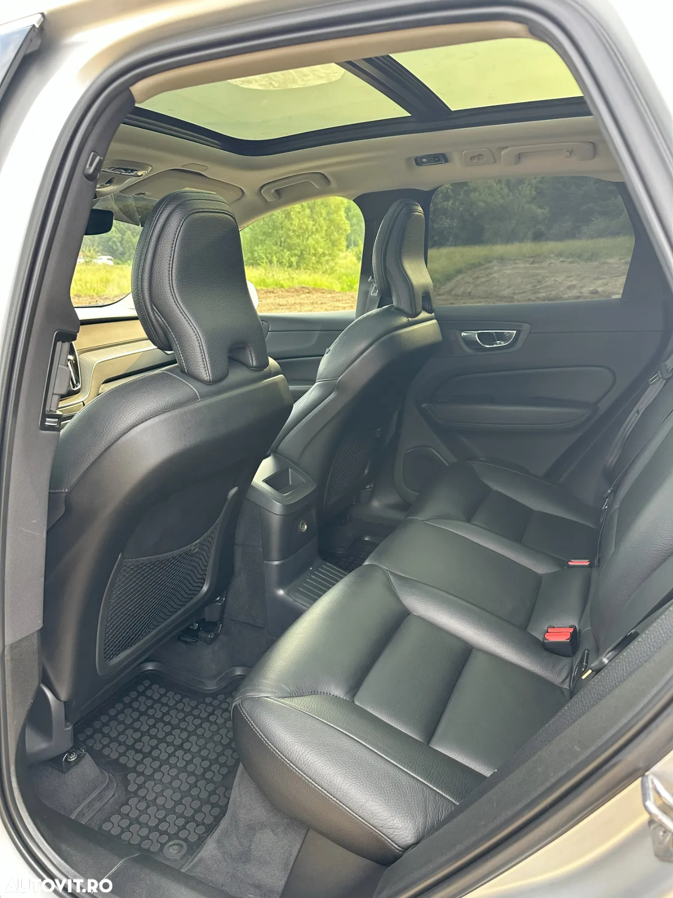 Volvo XC 60 Recharge T8 Twin Engine eAWD Inscription - 4
