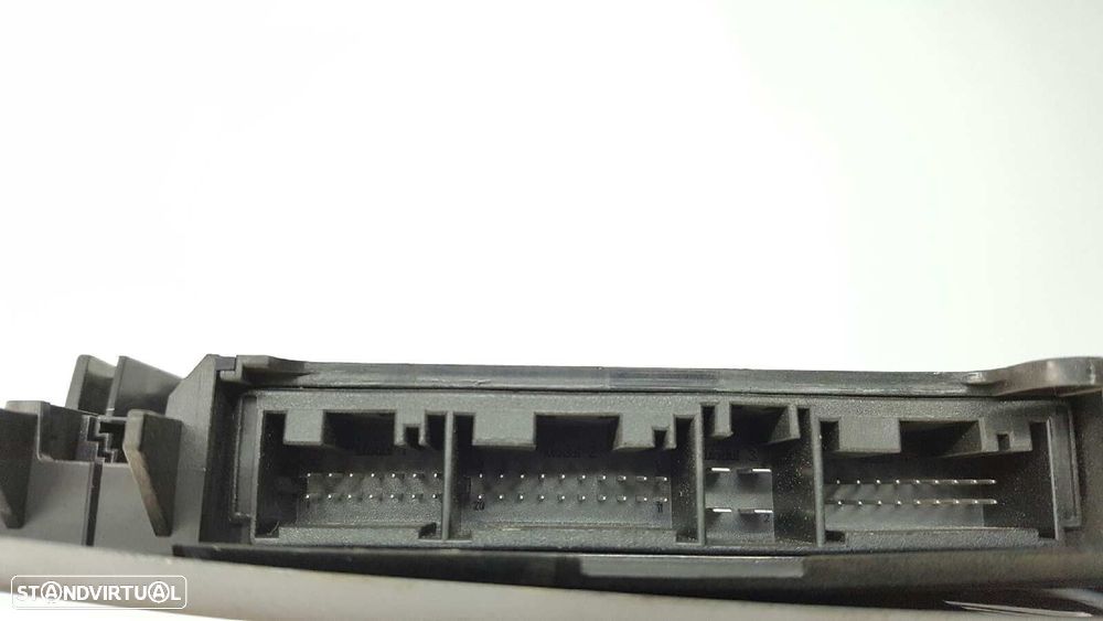 LUZ INTERIOR BMW SERIE 1 BERLINA (E81/E87) 118D - 5