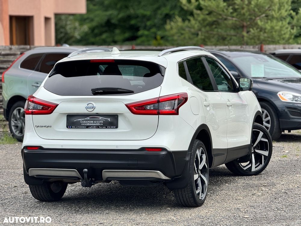Nissan Qashqai 1.6 DCI Xtronic TEKNA - 4