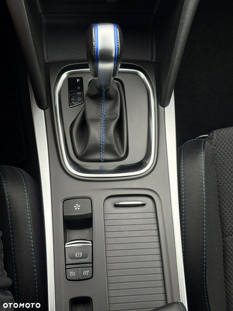 Renault Megane ENERGY TCe 205 EDC GT - 32
