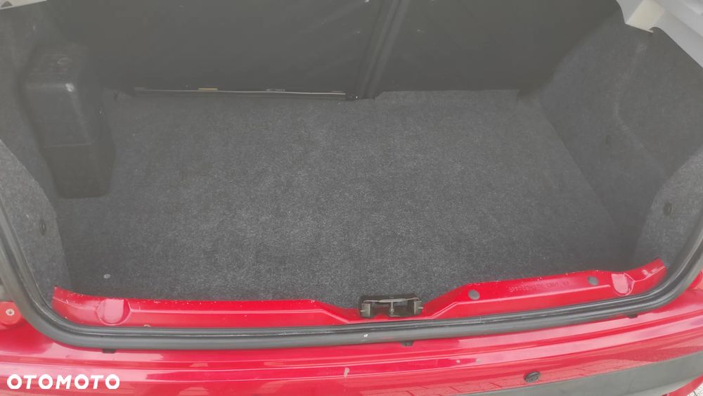Peugeot 206 1.1 XR Presence - 18