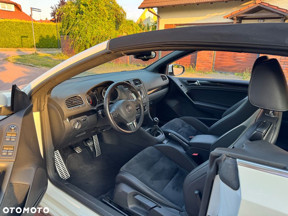 Volkswagen Golf - 32