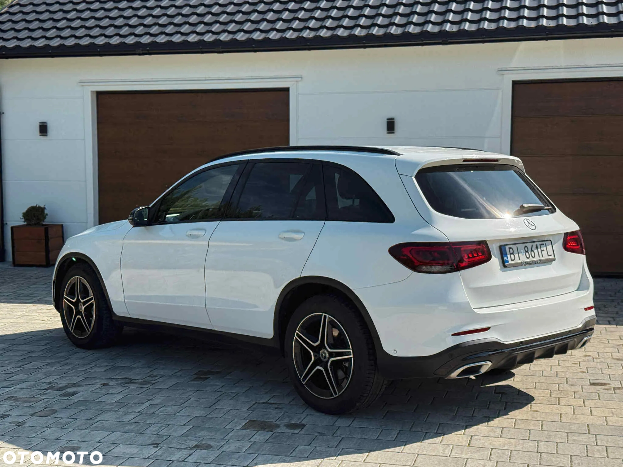 Mercedes-Benz GLC - 7