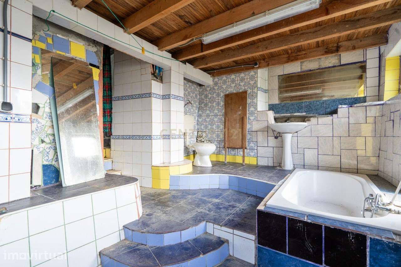 Moradia Rústica em Pedra– 2 Quartos | Piscina | Terreno em  Vaqueirinh - Grande imagem: 3/50