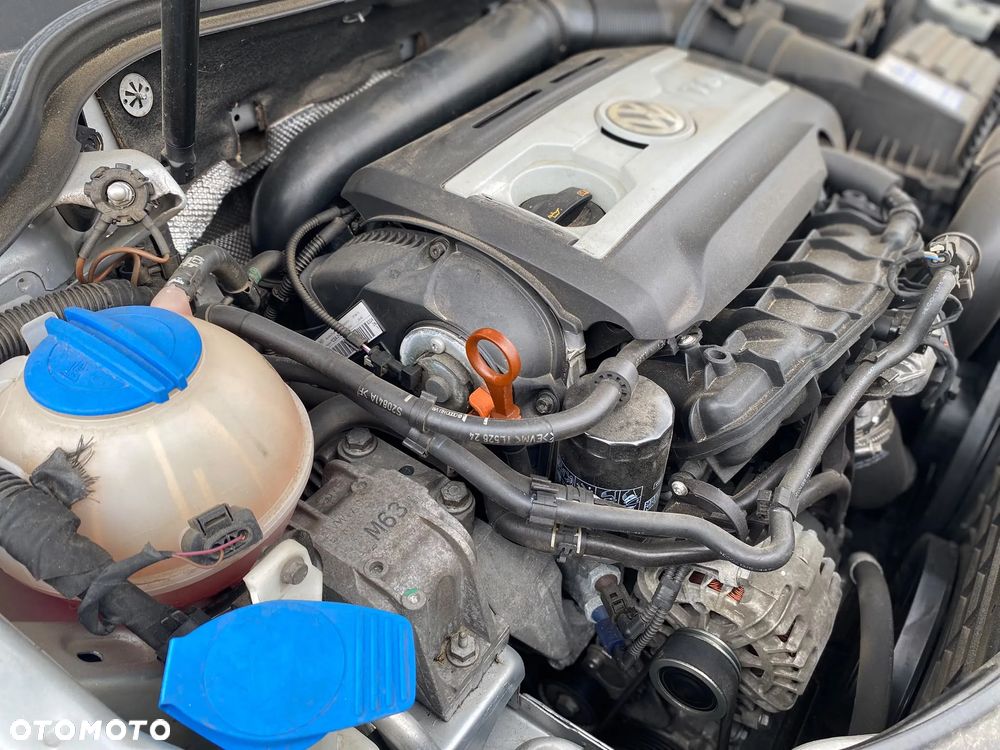 Volkswagen Passat - 29