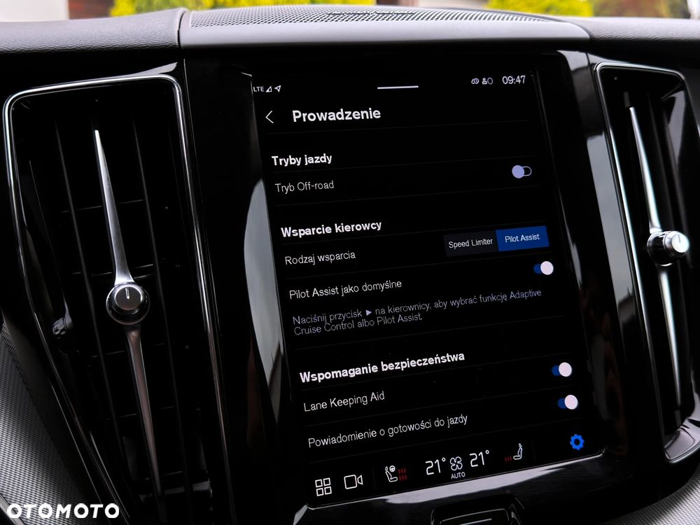 Volvo XC 60 B5 B AWD Geartronic RDesign - 30