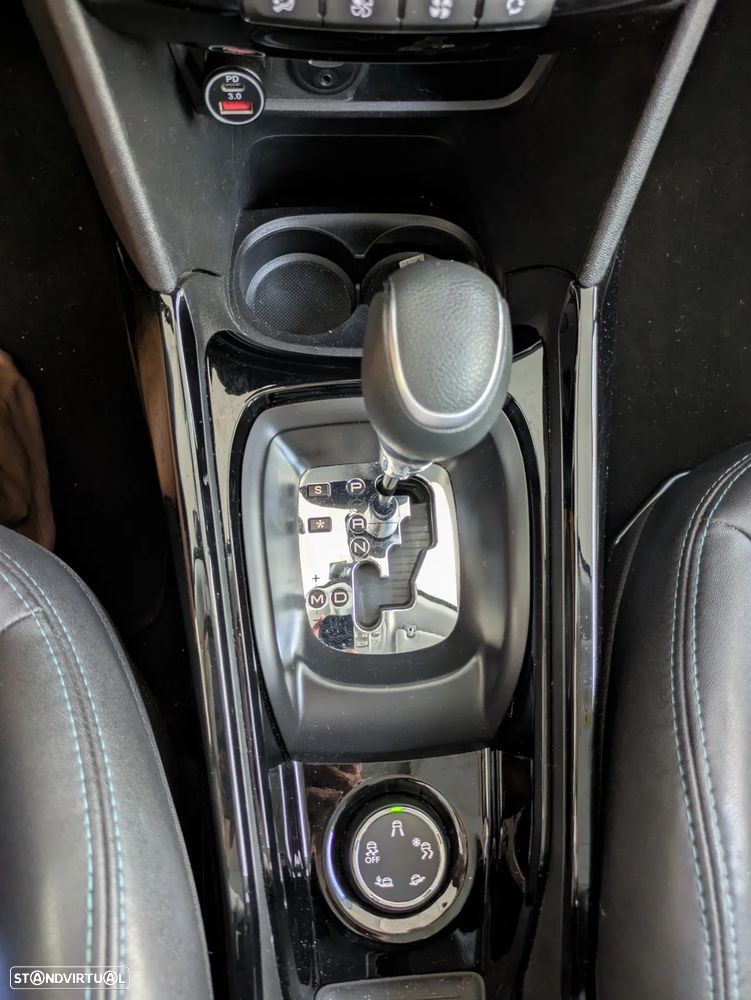 Peugeot 2008 PureTech 110 Stop&Start EAT6 Crossway — fotografia 9