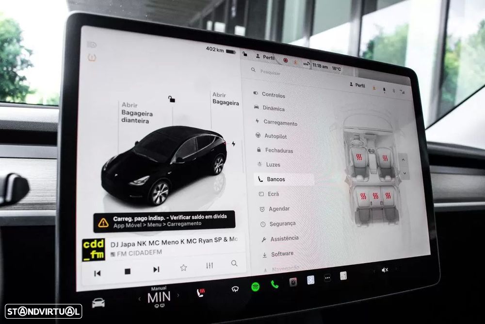 Tesla Model Y - 34