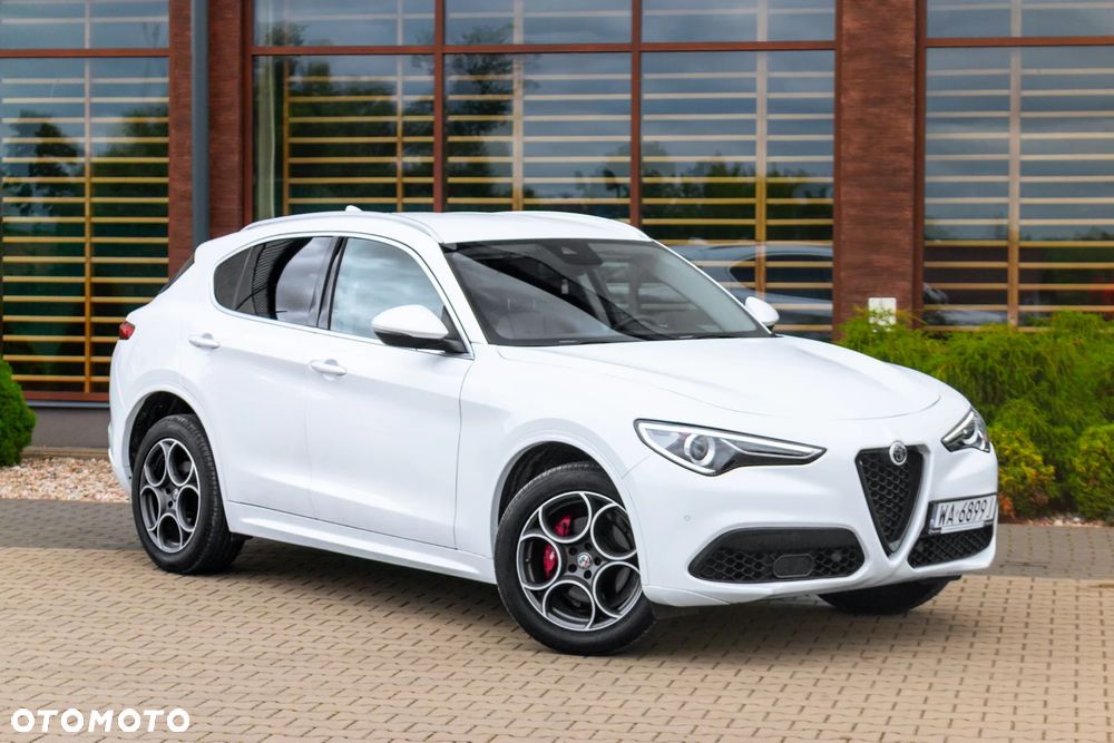 Alfa Romeo Stelvio 2.0 Turbo Executive Q4 - 9