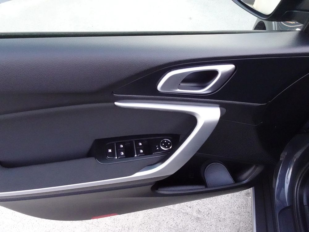 Kia XCeed 1.5 T-GDI M DCT - 38