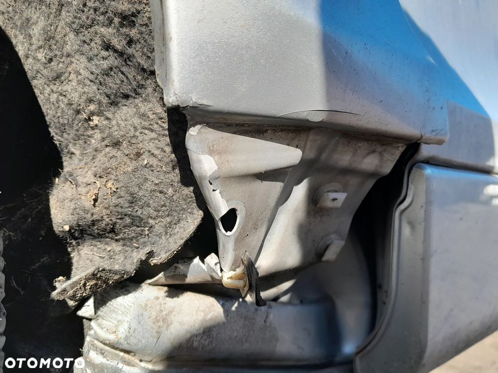 Błotnik przedni lewy AUDI Q7 4L 05-09r. LX7W - 6