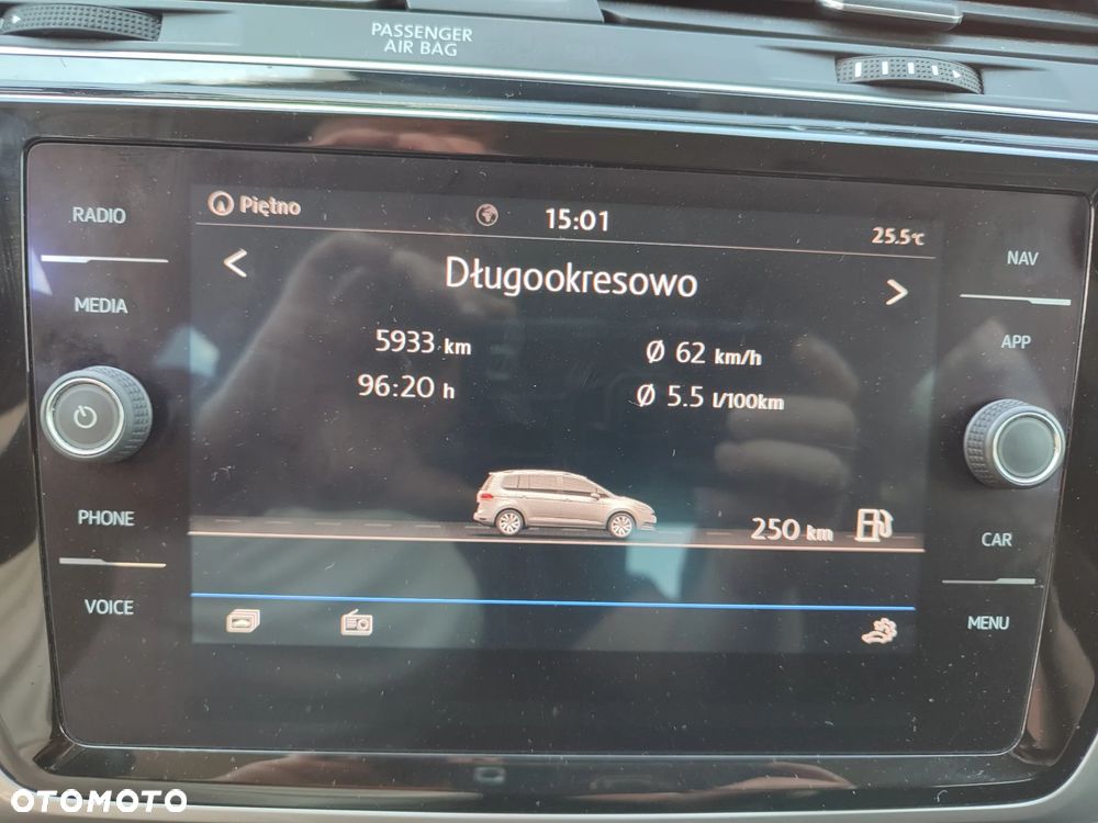 Volkswagen Touran 2.0 TDI SCR (BlueMotion Technology) Comfortline - 21