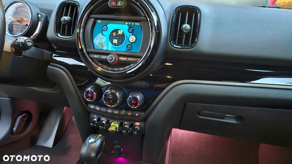 MINI Countryman Cooper SE ALL4 - 10