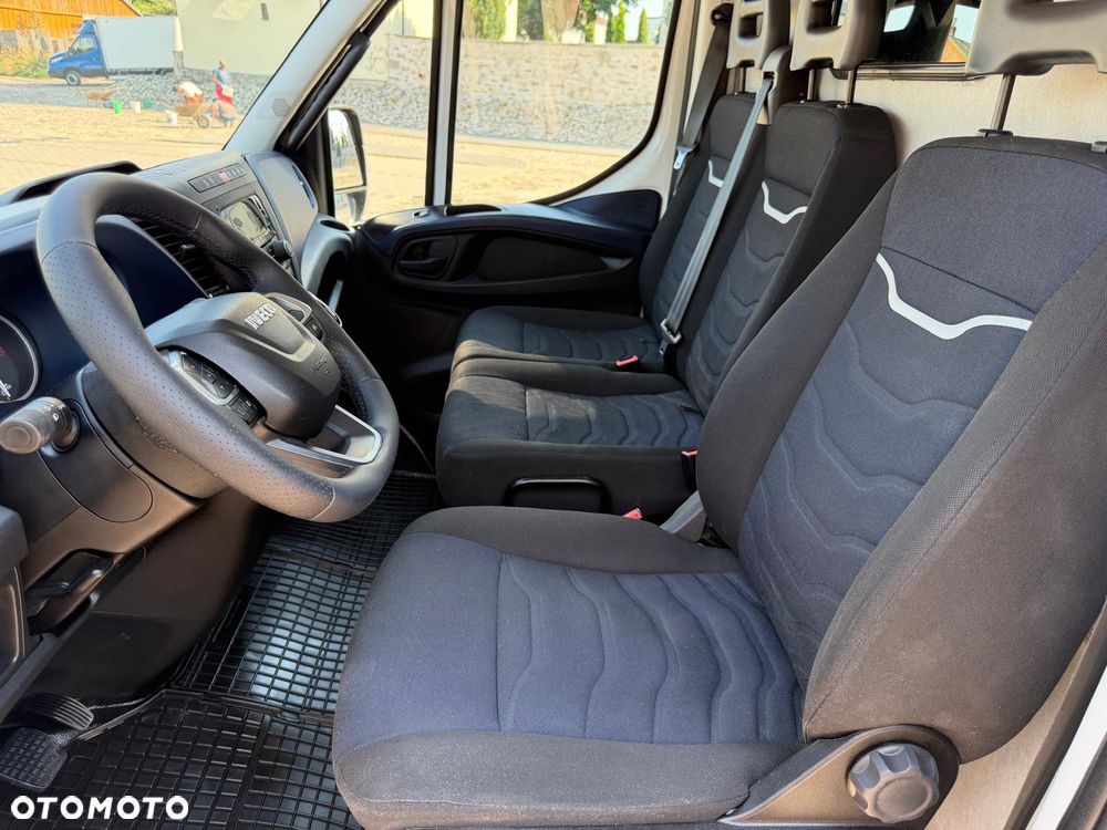 Iveco Daily 2.3 HPI / 136 KM / L2H2 / Automat / - 31