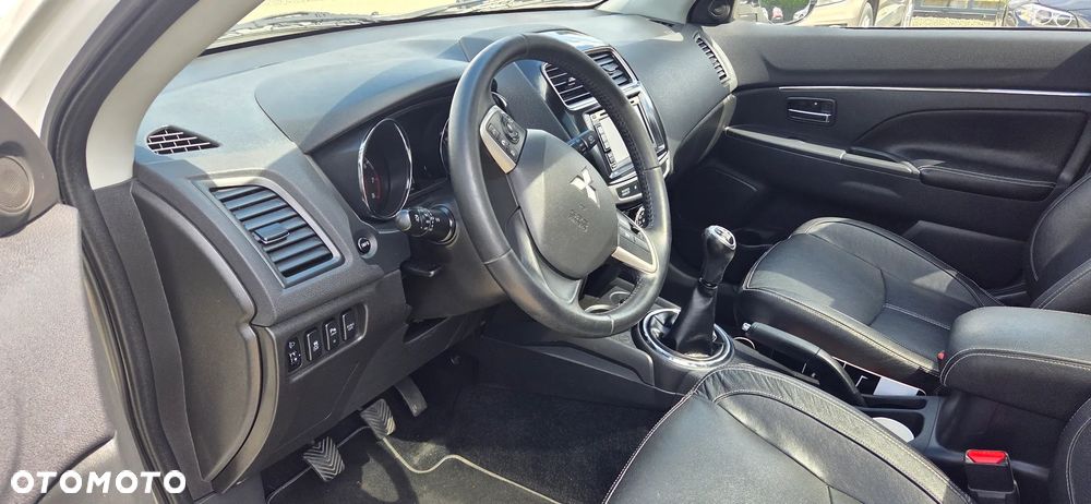 Mitsubishi ASX - 25