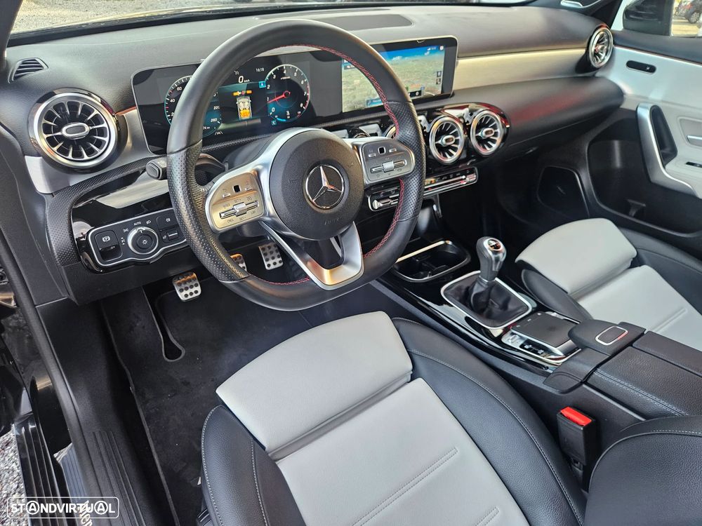 Mercedes-Benz A 200 AMG Line - 11