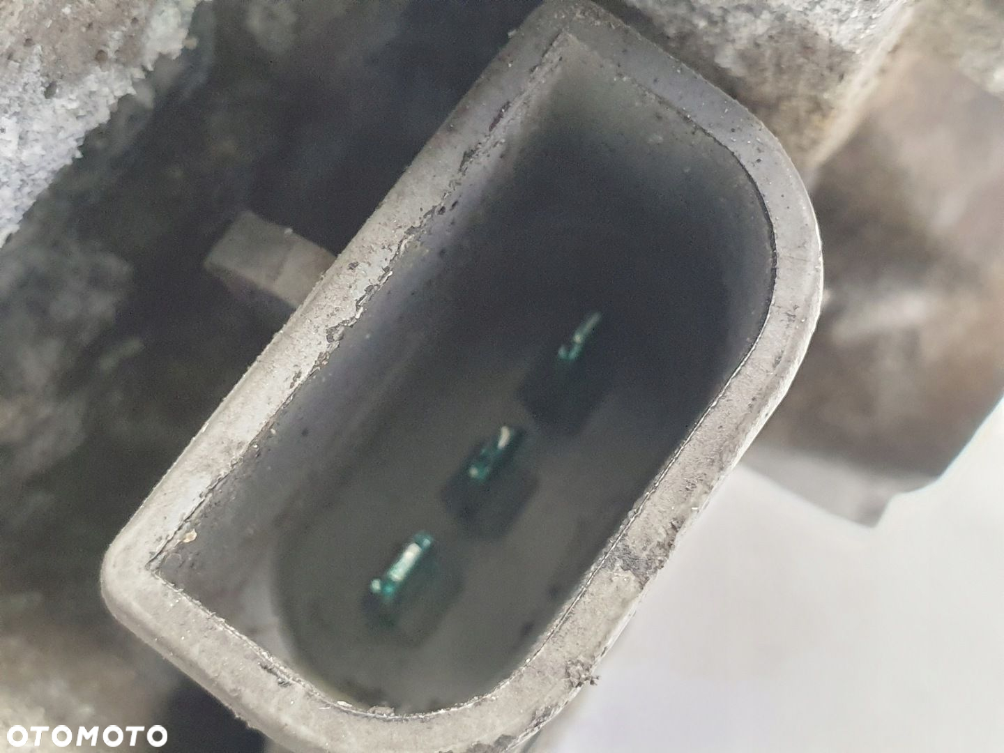 Ford Crown Victoria II 4.6 V8 ALTERNATOR - 6