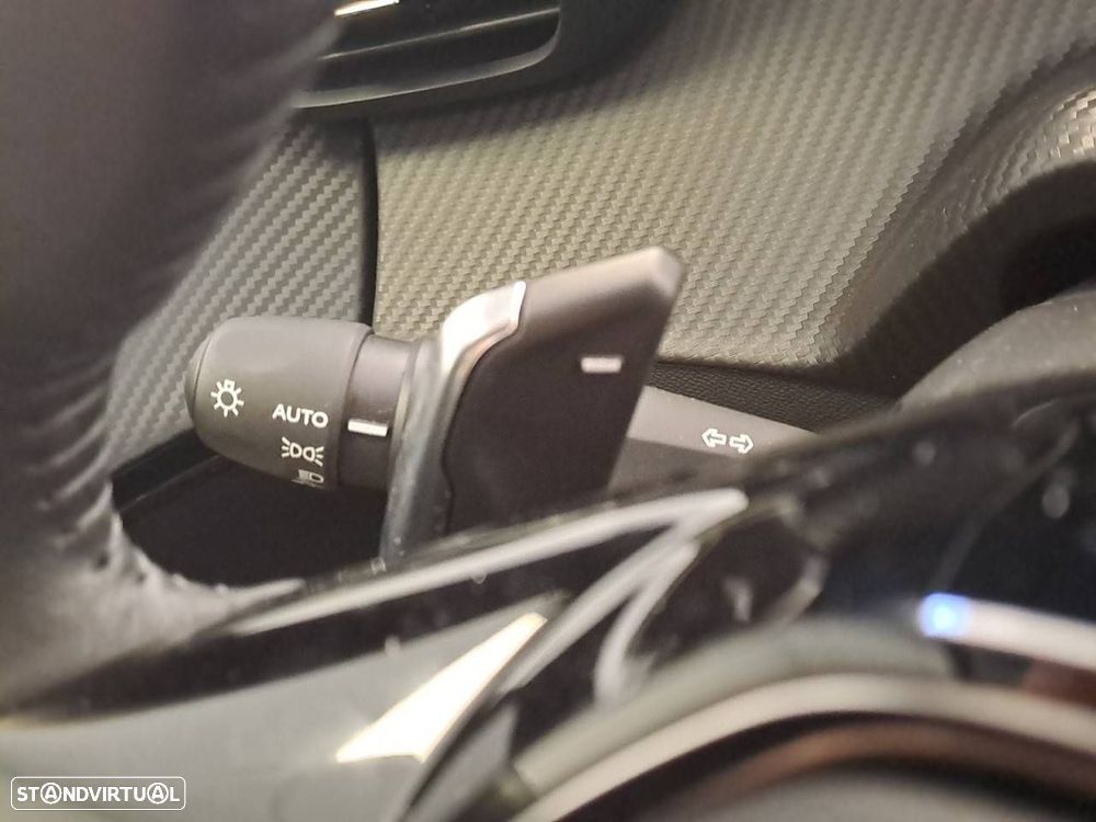 Peugeot 208 1.2 PureTech Allure EAT8 - 13