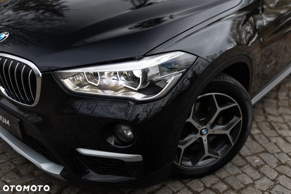 BMW X1 sDrive20i GPF xLine - 2