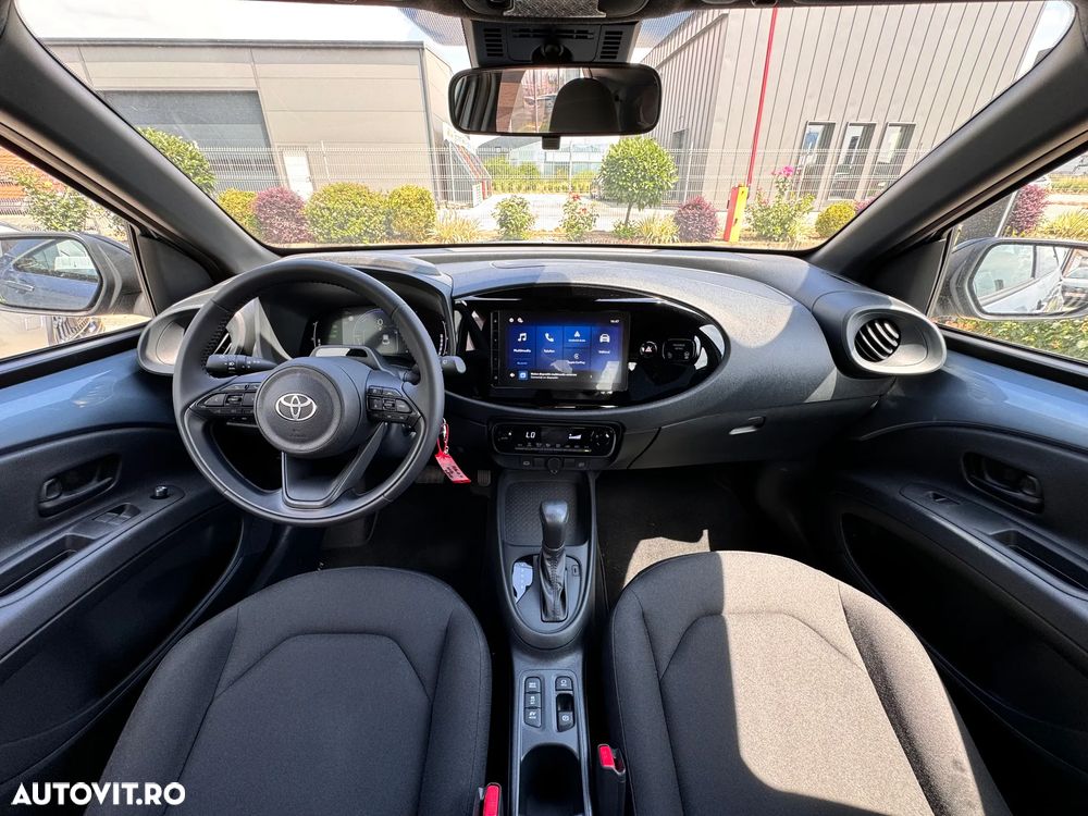 Toyota Aygo X 1.5l HEV 116CP Active - 23