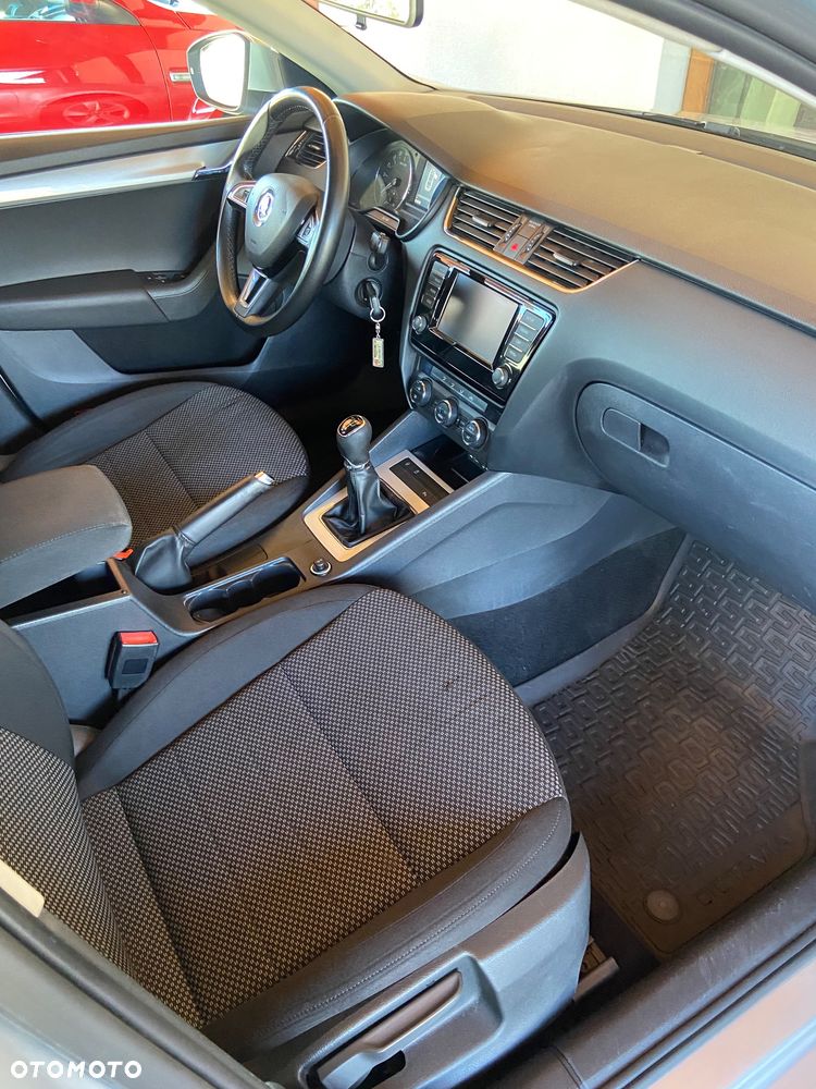 Skoda Octavia 1.6 TDI Ambition - 28