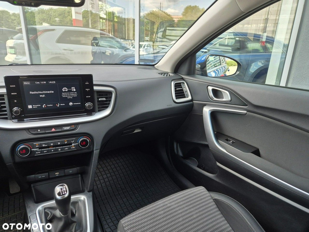Kia Ceed - 19