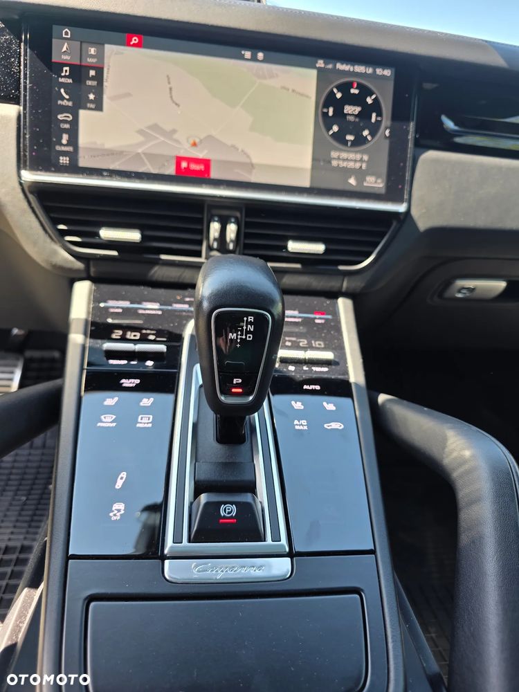 Porsche Cayenne S - 8