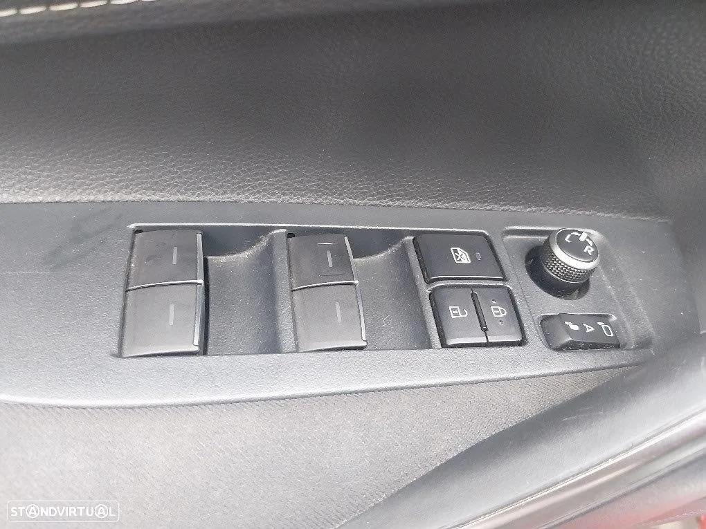 Toyota Corolla Touring Sports 1.8 Hybrid Exclusive - 11