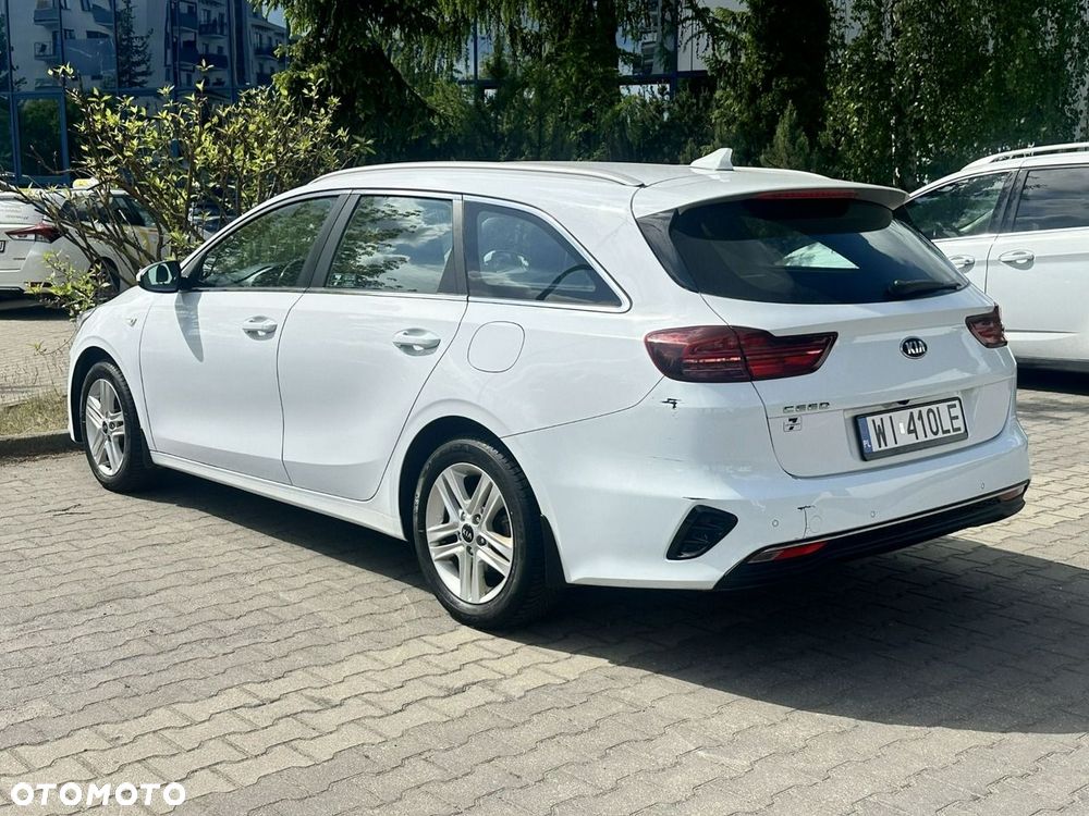 Kia Ceed - 7