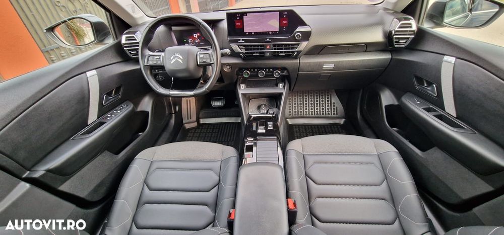Citroën C4 PureTech 130 Stop&Start EAT8 SHINE - 23