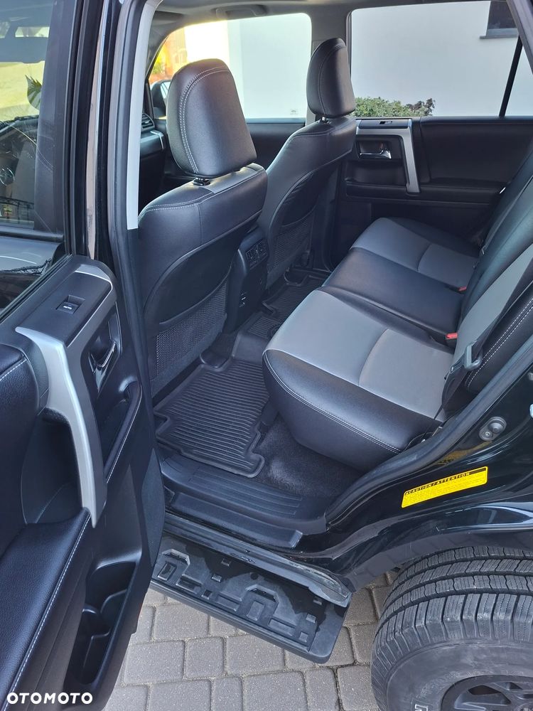 Toyota 4-Runner - 13