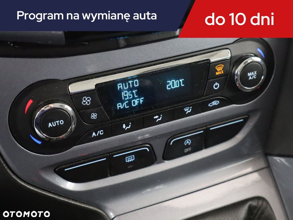 Ford Focus SW - 18