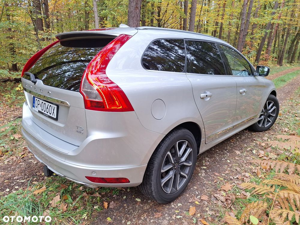 Volvo XC 60 T5 AWD Drive-E Summum - 5