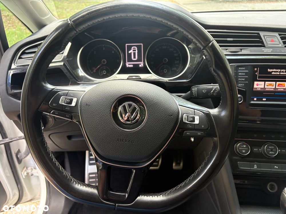 Volkswagen Touran 2.0 TDI SCR (BlueMotion Technology) DSG SOUND - 27