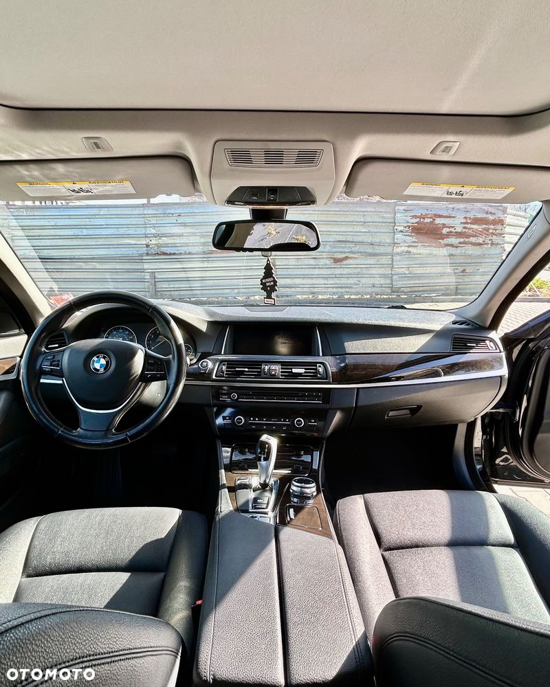 BMW Seria 5 528i Luxury Line - 18