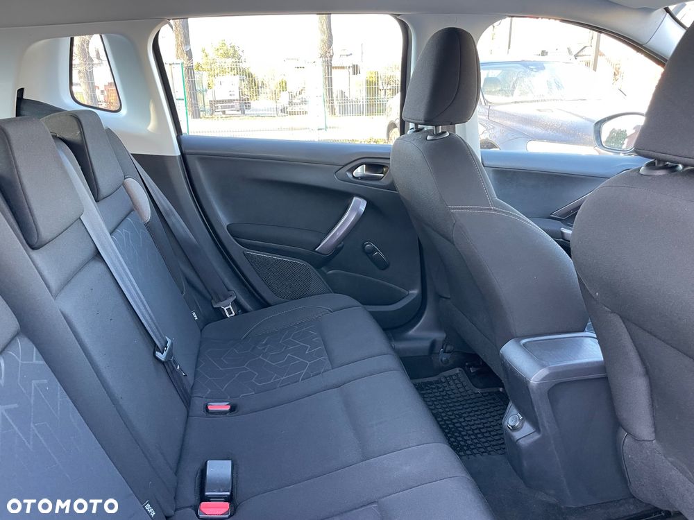 Peugeot 2008 e-HDi FAP 92 STOP & START Active - 22