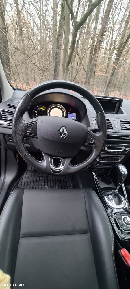 Renault Megane dCi 110 FAP EDC BOSE Edition - 8