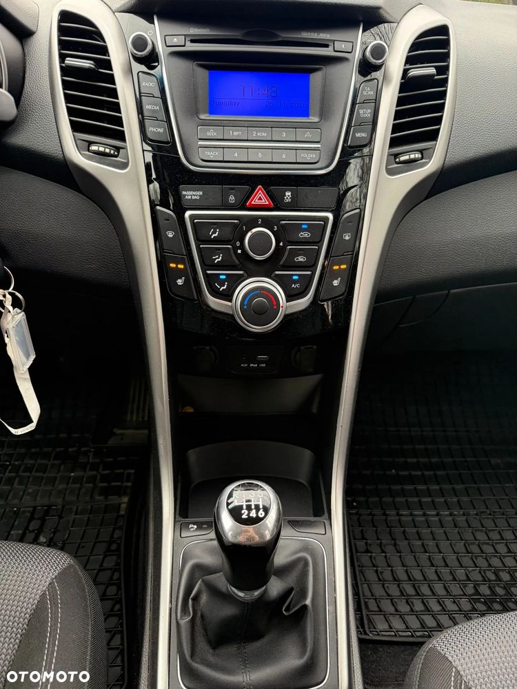 Hyundai i30 1.4 BlueDrive Classic + - 17