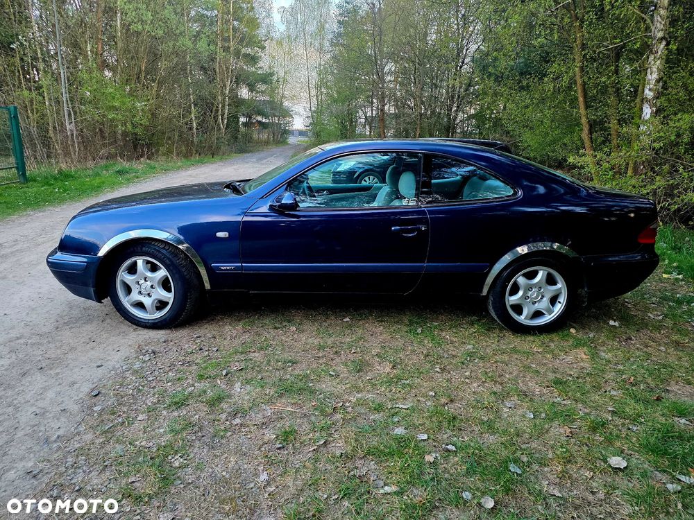Mercedes-Benz CLK 320 - 3